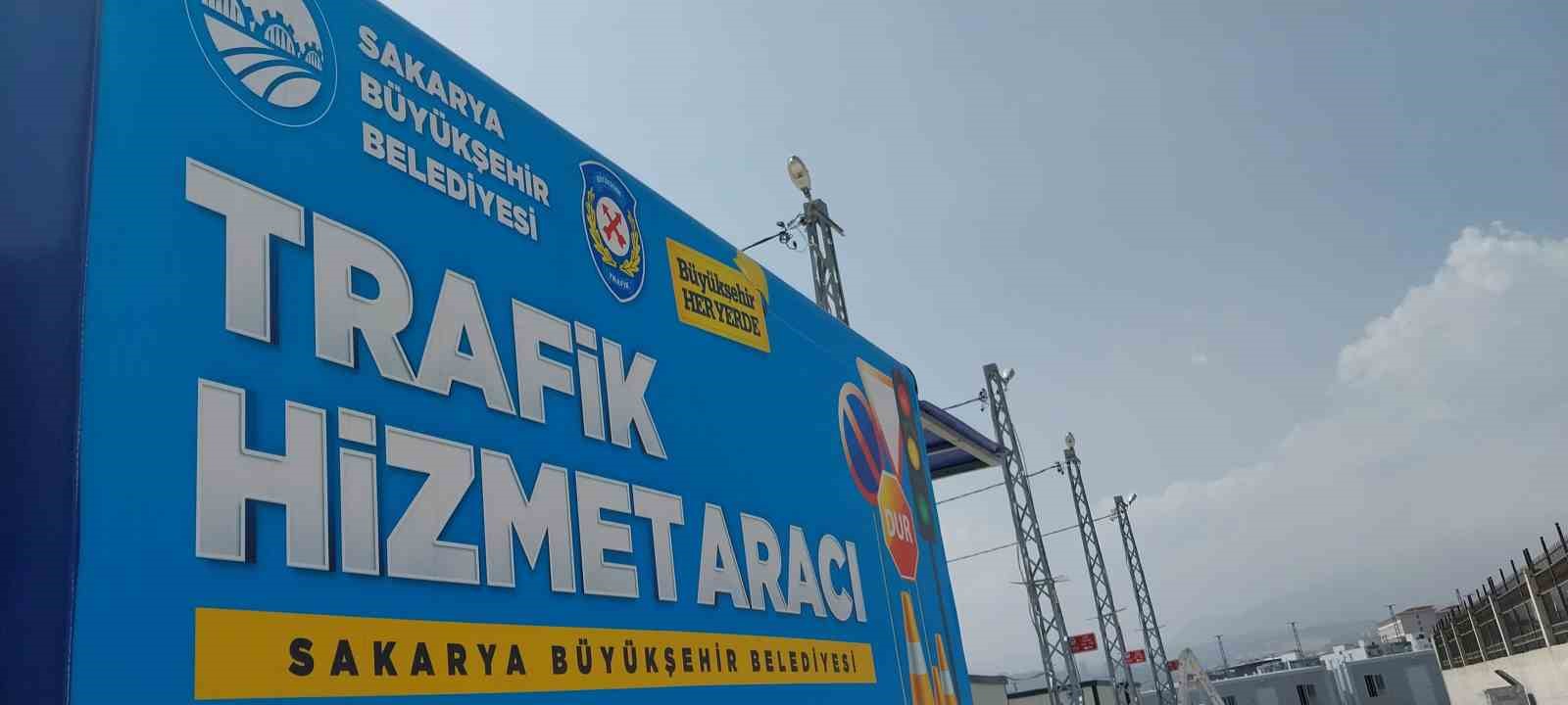 SAKARYA BÜYÜKŞEHİR BELEDİYESİ TARAFINDAN İSKENDERUN’DA KURULAN 250 KONTEYNERLİK KARDEŞLİK KENTİN