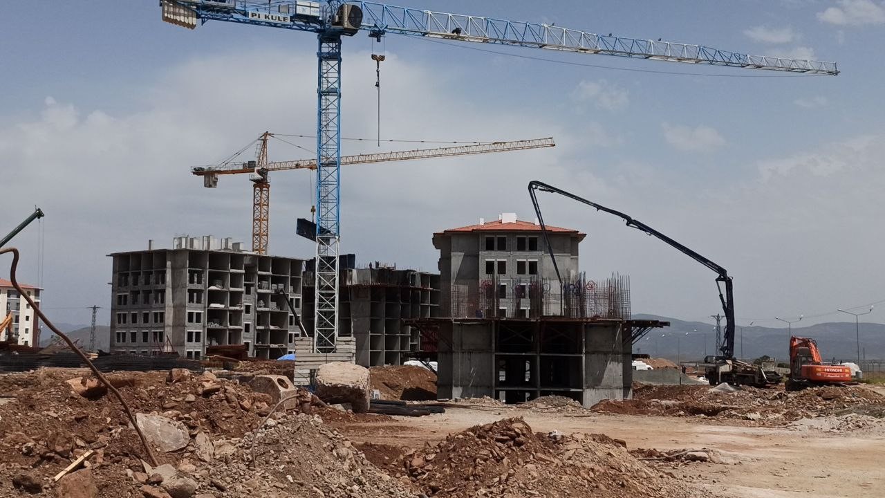 ASRIN FELAKETİ OLARAK NİTELENDİRİLEN KAHRAMANMARAŞ DEPREMLERİNİN EN YIKICI OLDUĞU ŞEHİRLER