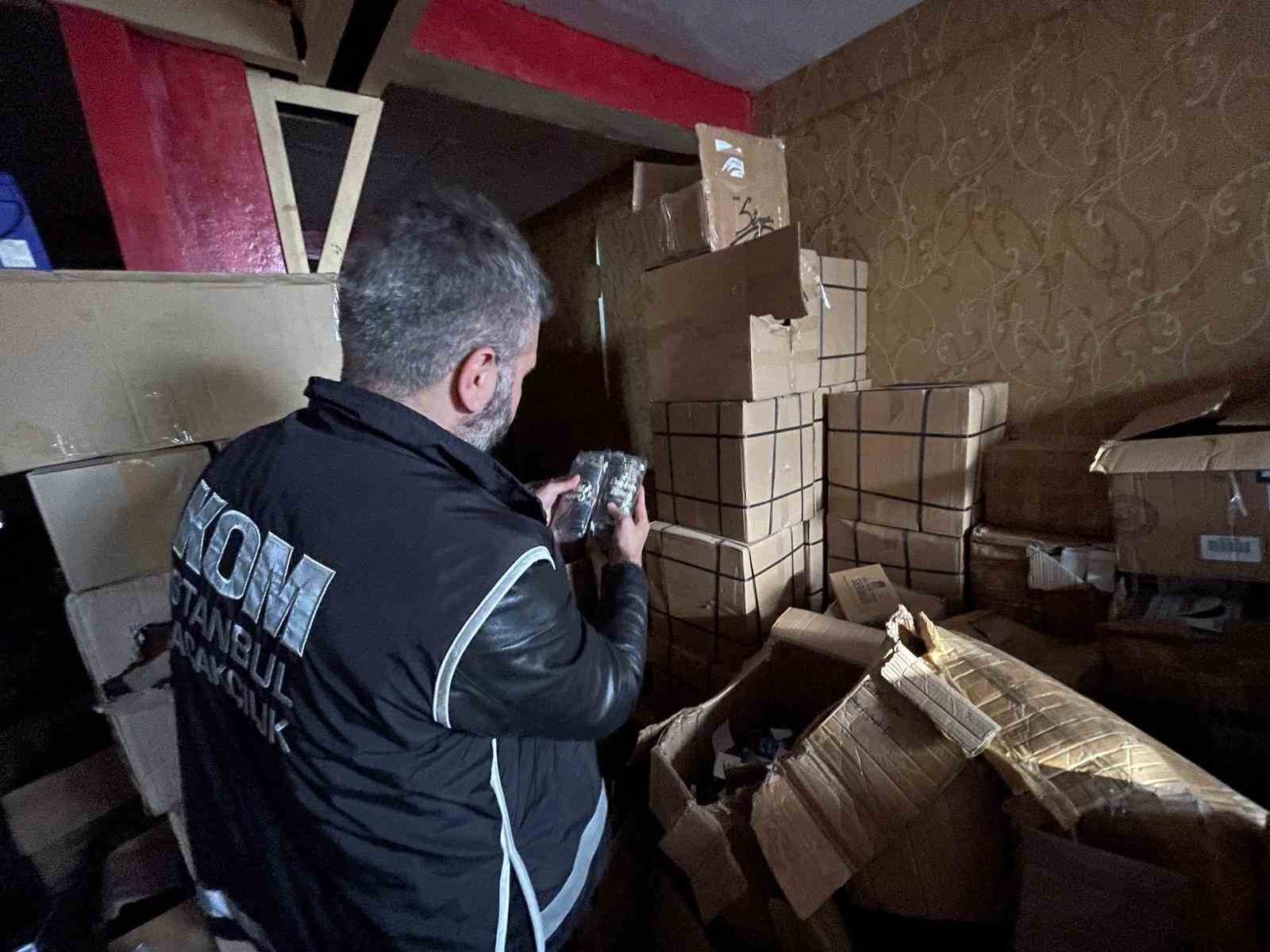 YAKLAŞIK 4 MİLYON LİRAYI BULAN 1 TON 61 BİN 375