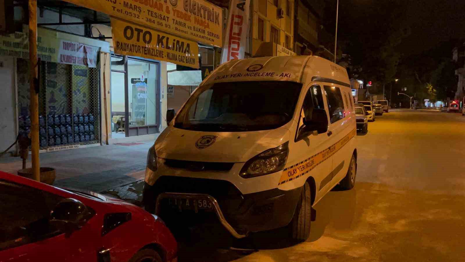 BURSA'NIN İNEGÖL İLÇESİNDE FAALİYET GÖSTEREN İŞYERİNE ŞÜPHELİ VEYA ŞÜPHELİLERCE SİLAHLI