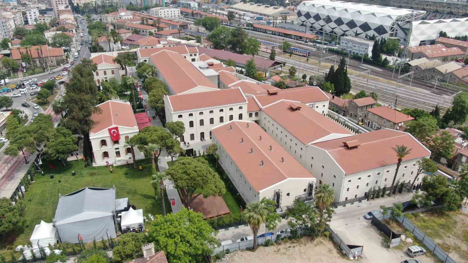 İZMİR’İN ANA AKSINDAKİ TARİHİ DEĞERLERDEN BİRİ OLAN 140 YILLIK İZMİR