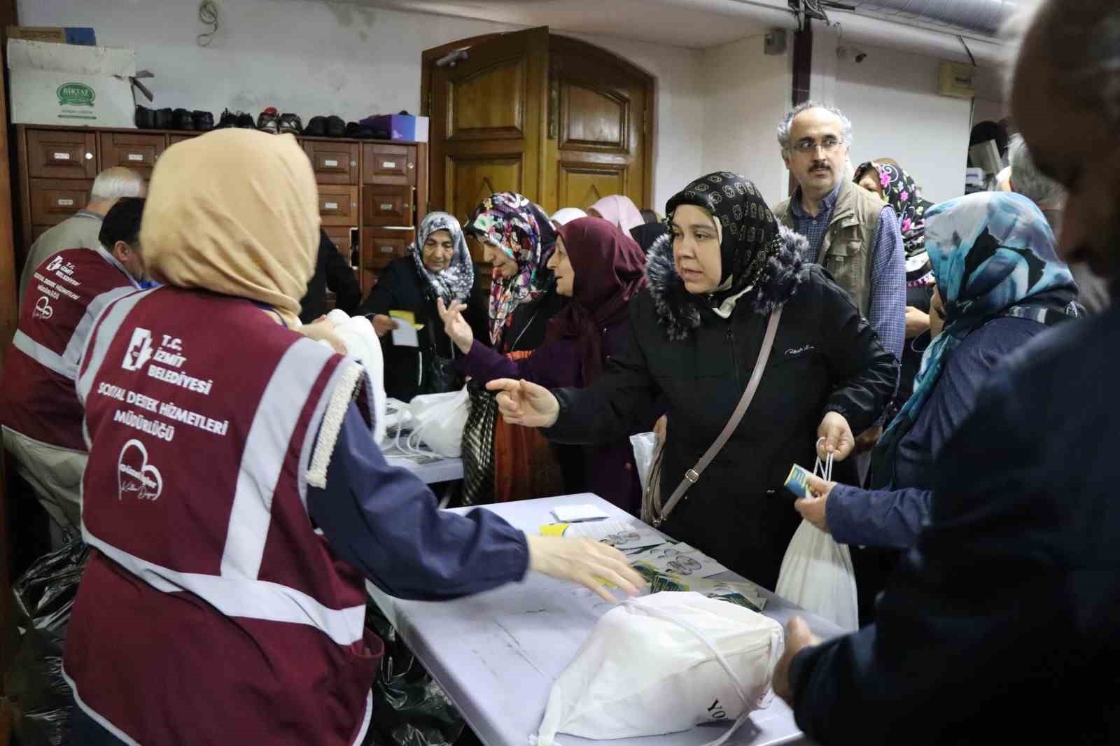 İZMİT BELEDİYESİ SOSYAL DESTEK HİZMETLERİ MÜDÜRLÜĞÜ, HAC İBADETİNİ YERİNE GETİRECEK