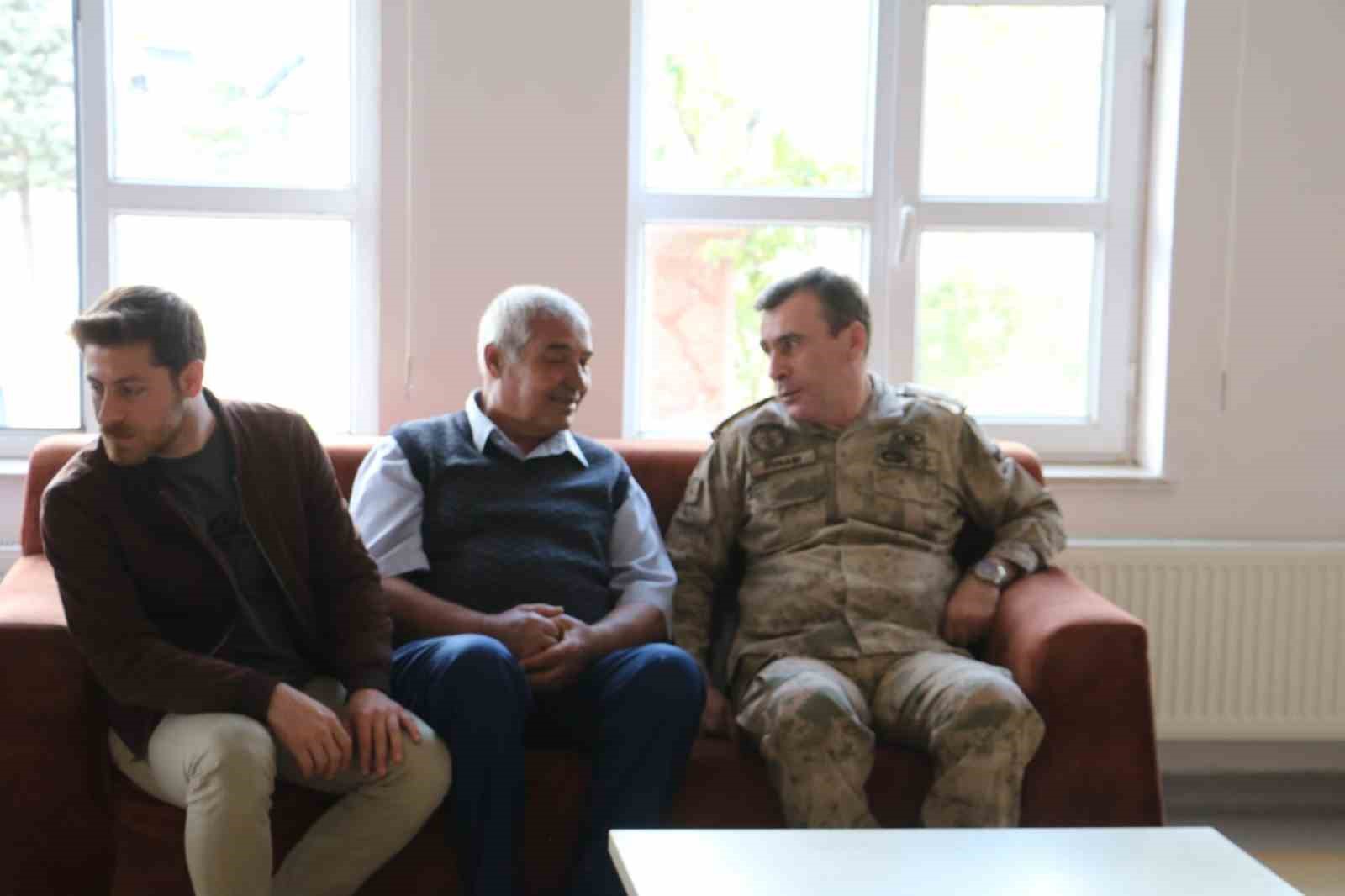 "10-16 MAYIS DÜNYA ENGELLİLER HAFTASI" NEDENİYLE BİTLİS İL JANDARMA KOMUTANLIĞI