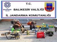 BALIKESİR'İN KEPSUT İLÇESİNDE JANDARMA EKİPLERİNE SON GÜNLERDE GELEN SULAMA ARAÇLARININ