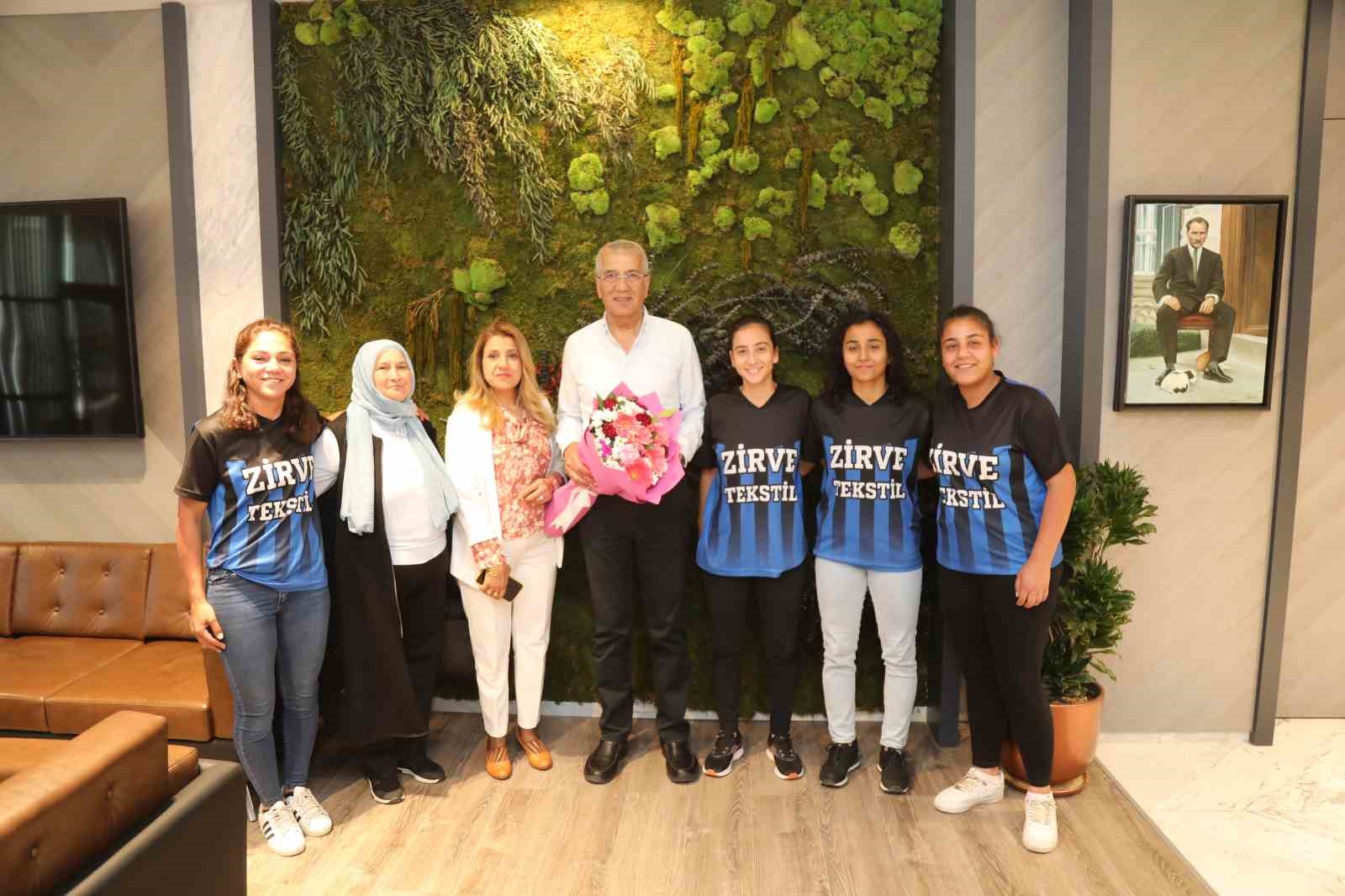 MEZİTLİ MERCANLAR KADIN FUTBOL KULÜBÜ, MEGİKAD YÖNETİMİYLE BİRLİKTE MEZİTLİ BELEDİYE
