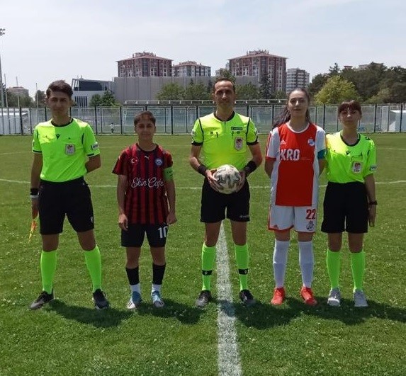 KADINLAR 2. LİG A GRUBUNDA YER ALAN KAYSERİ TEMSİLCİSİ KILIÇASLAN