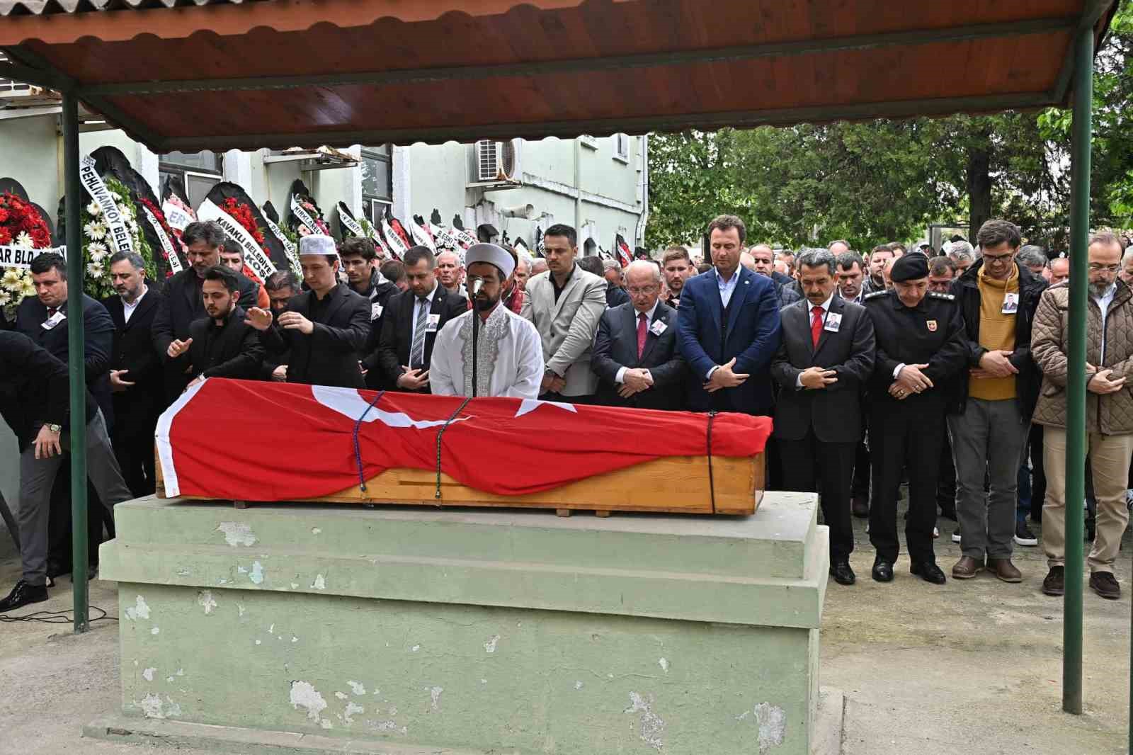 GEÇİRDİĞİ KALP KRİZİ SONRASI HAYATINI KAYBEDEN KIRKLARELİ’NİN PEHLİVANKÖY BELEDİYE BAŞKANI
