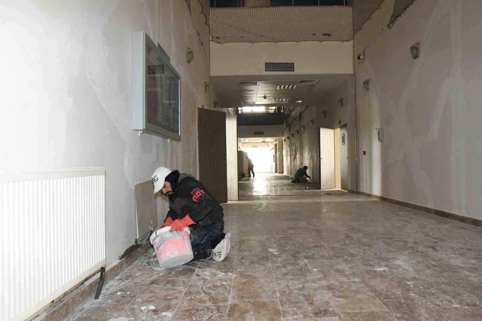 KAHRAMANMARAŞ MERKEZLİ DEPREMLERİN VURDUĞU ADIYAMAN ÜNİVERSİTESİ'NDE (ADYÜ) 2023-2024 EĞİTİM-ÖĞRETİM YILININ