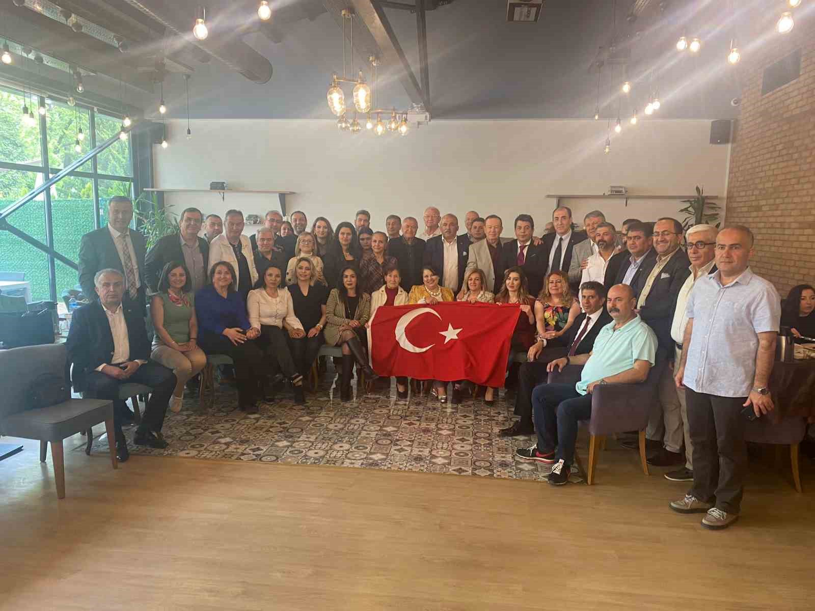 KAMU PERSONEL DERNEĞİ (KAMUPERDER) ANKARA İL BAŞKANI SABİHA KARAOSMAN, KAMU