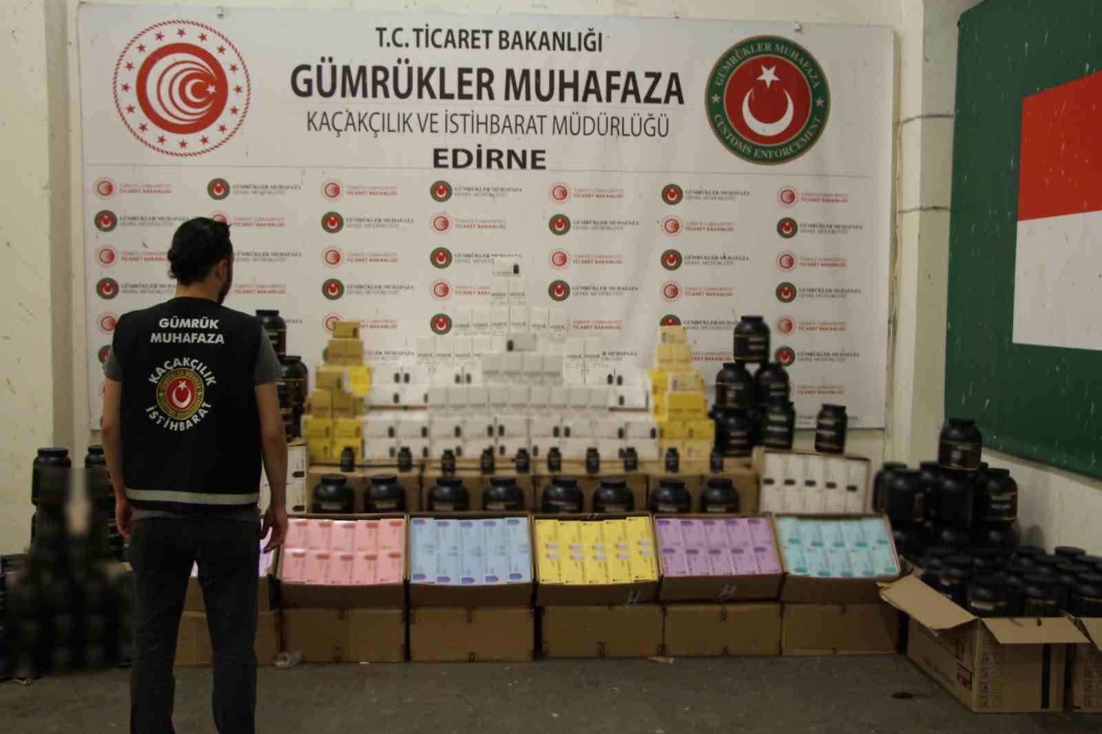 KAPIKULE’DE 7 MİLYON 400 BİN LİRALIK ELEKTRONİK SİGARA YAKALANDI