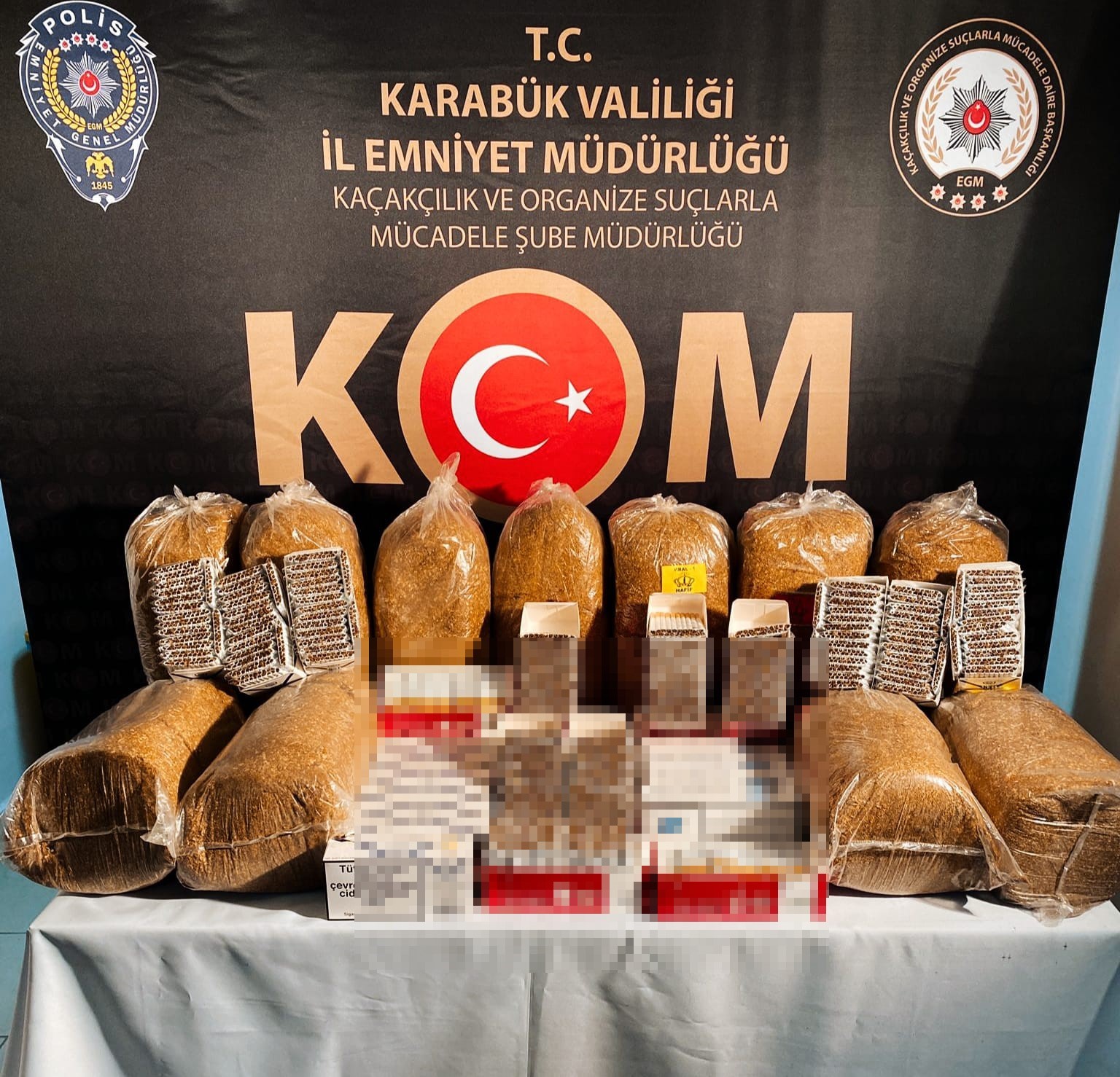 KARABÜK’TE KAÇAK SİGARA SATIŞI YAPILDIĞI TESPİT EDİLEN İŞ YERİNE DÜZENLENEN