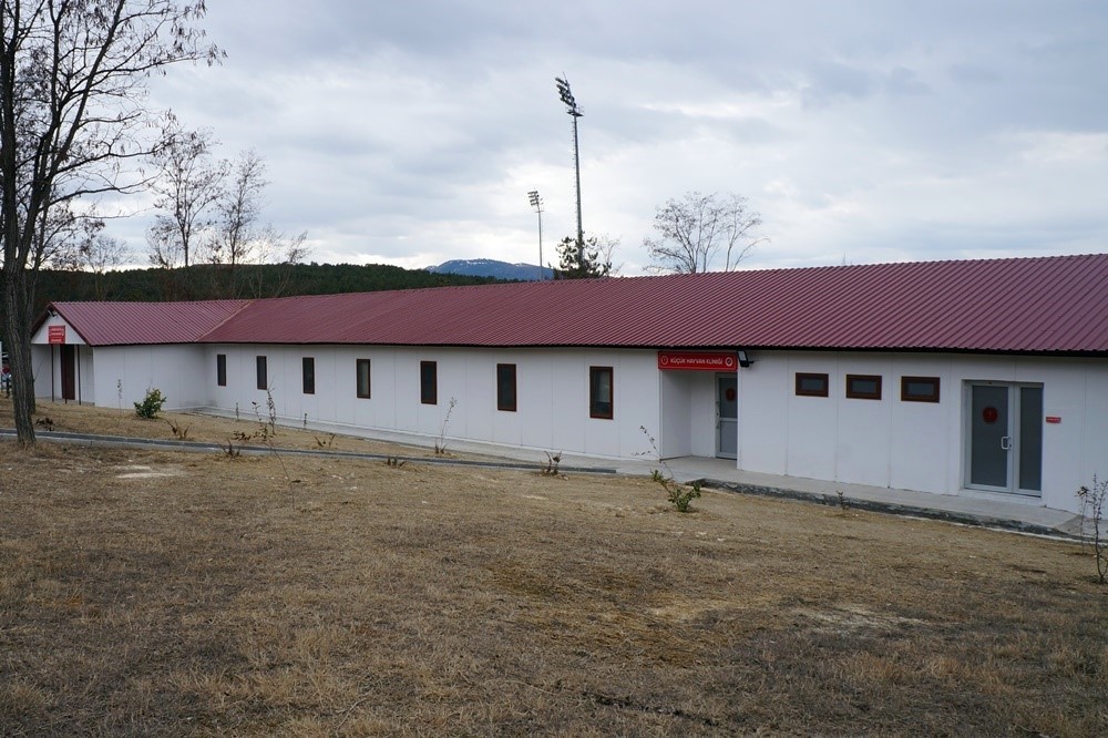KASTAMONU ÜNİVERSİTESİ VETERİNER FAKÜLTESİ HAYVAN HASTANESİ AÇILIŞ RUHSATINI ALDI.