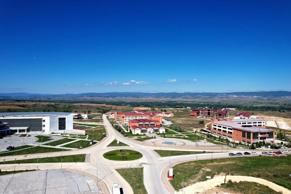 KASTAMONU ÜNİVERSİTESİ MÜHENDİSLİK VE MİMARLIK FAKÜLTESİ ÇEVRE MÜHENDİSLİĞİ BÖLÜMÜ DR.