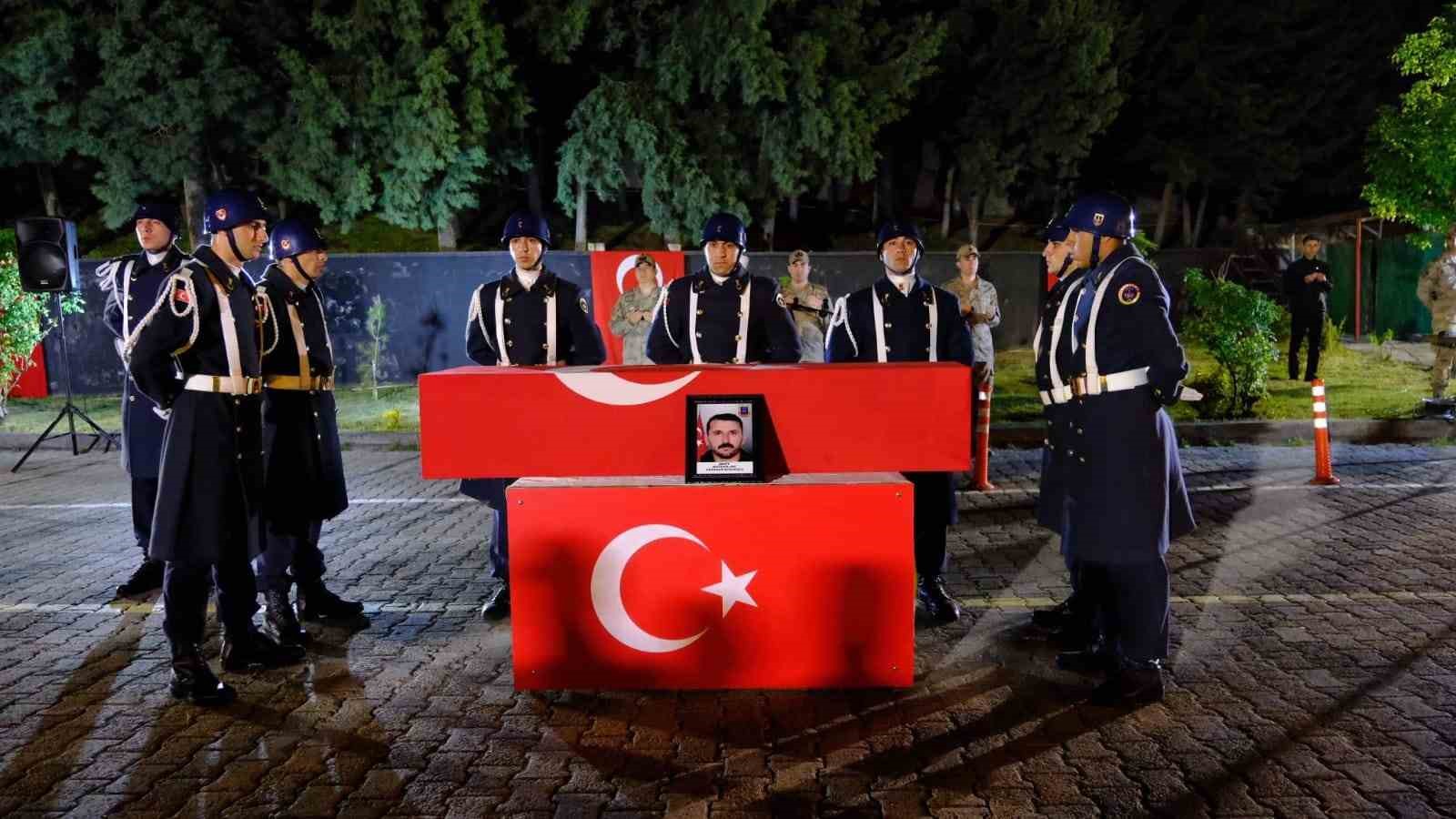 IRAK'IN KUZEYİNDE DEVAM EDEN PENÇE-KAPLAN OPERASYONU BÖLGESİNDE GÖREVLİ OLAN VE