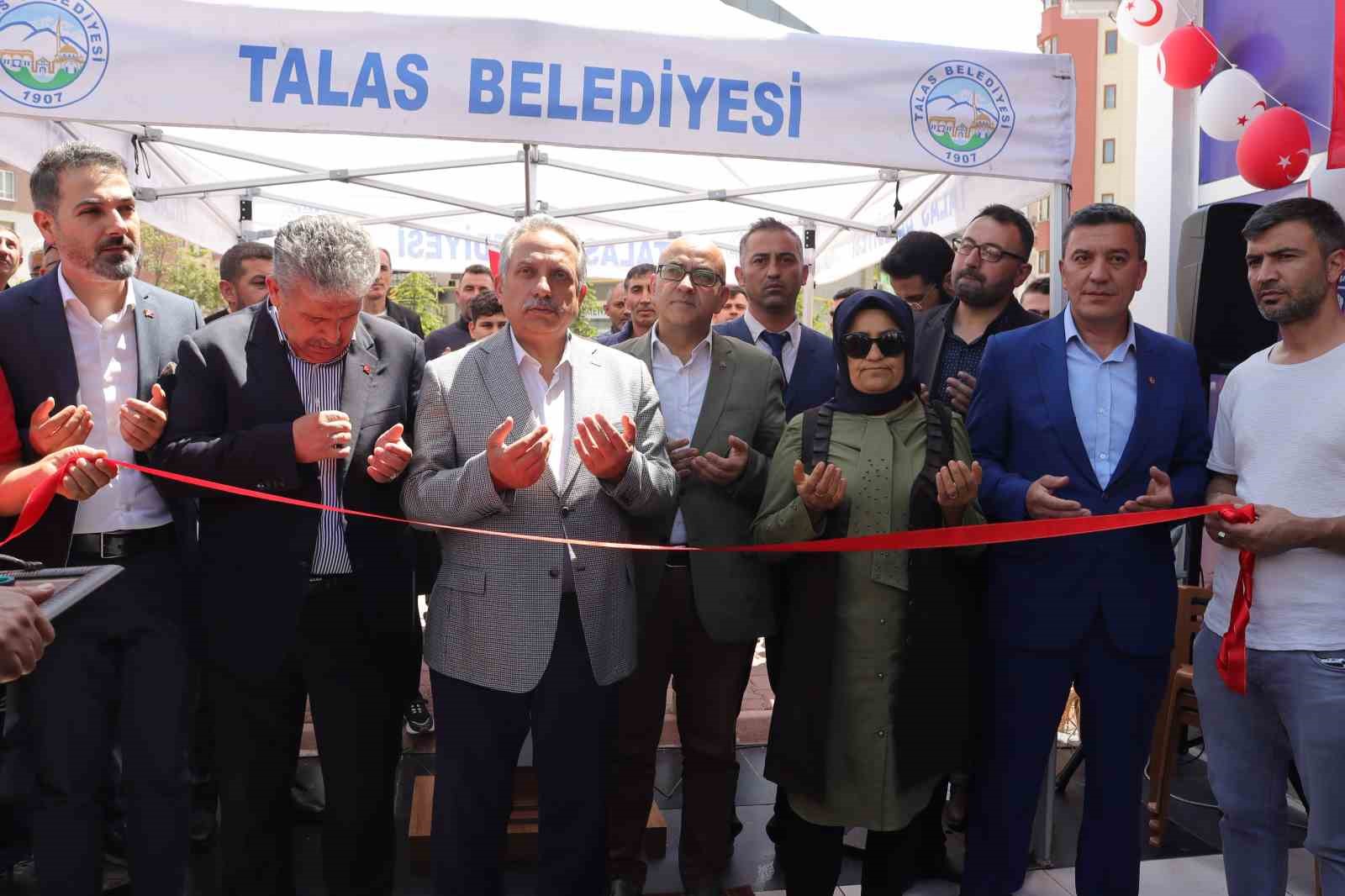 KAYSERİ’DE BİNA GÖREVLİLERİ, ARALARINDAKİ MUHABBETİ ARTIRMAK VE BİRBİRLERİNE YARDIMCI OLMAK