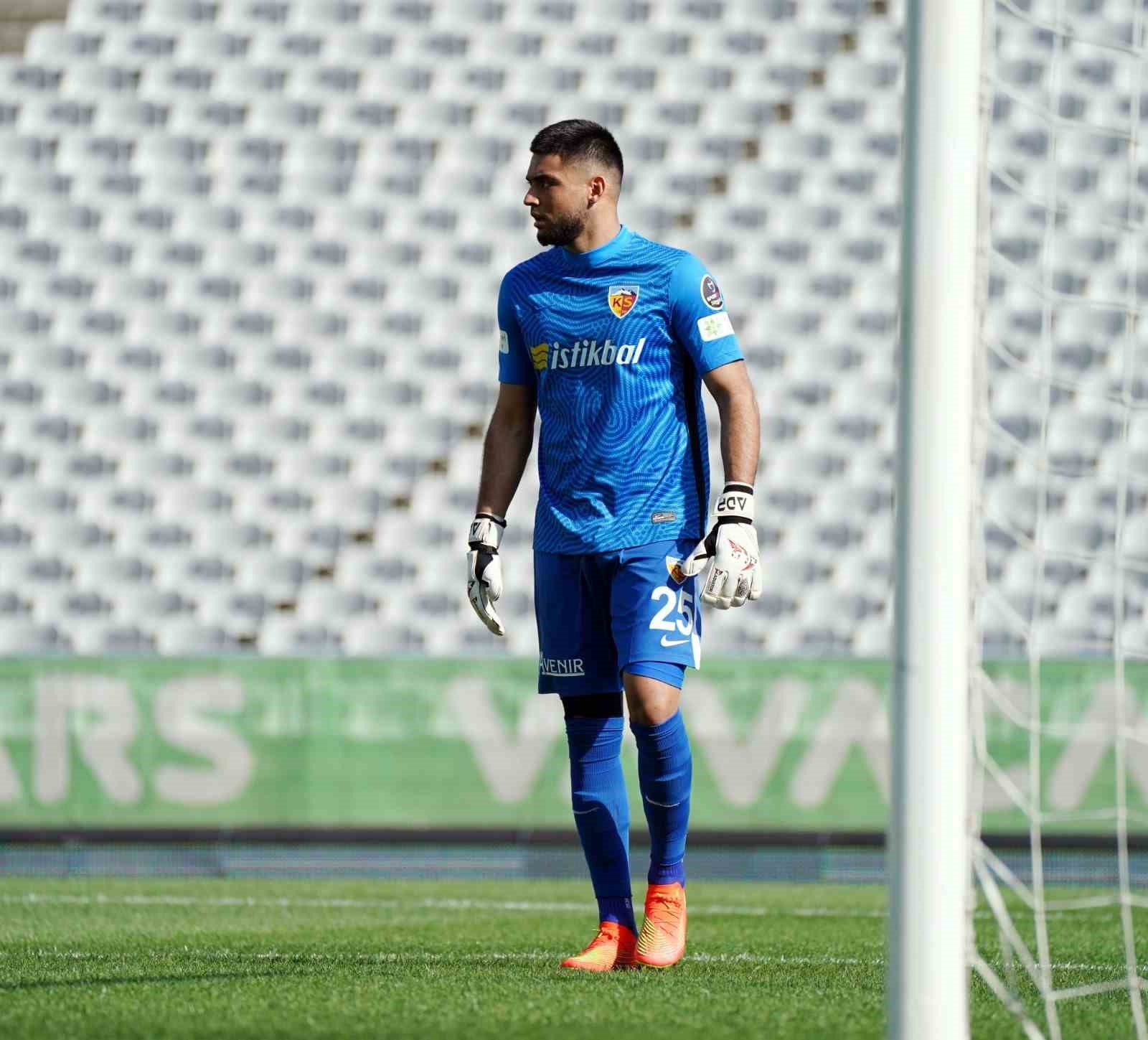 KAYSERİSPOR, KARAGÜMRÜK MAÇI HAZIRLIKLARINI TAMAMLADI. TEKNİK DİREKTÖR ÇAĞDAŞ ATAN, YARINKİ