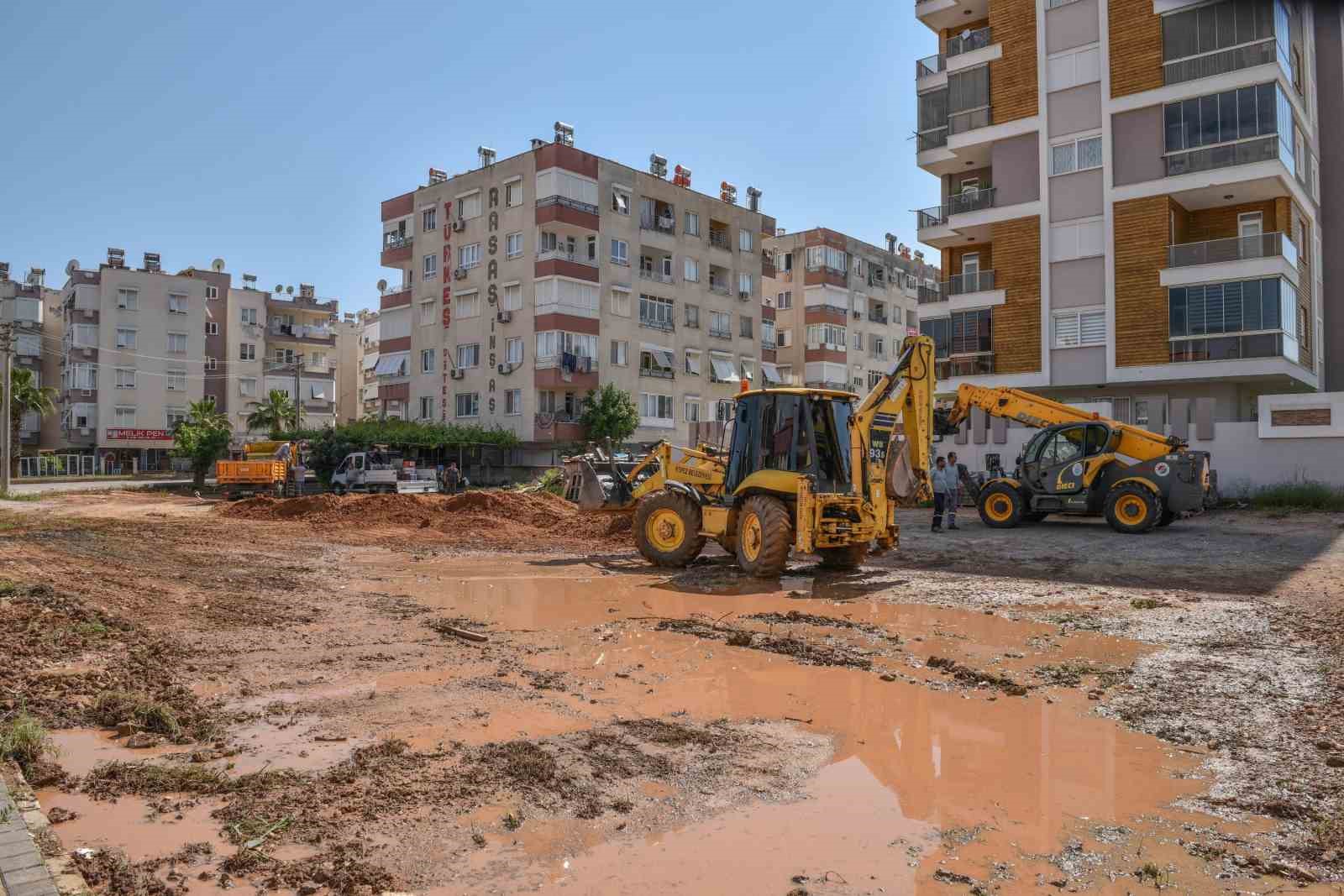 KEPEZ BELEDİYE BAŞKANI HAKAN TÜTÜNCÜ DÖNEMİNDE 9 PARK DÜZENLEMESİYLE 24