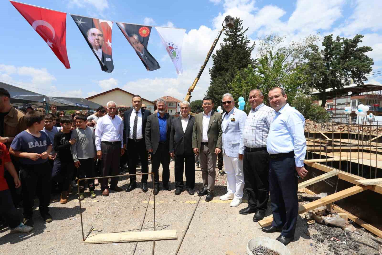 BAŞKÖY MAHALLESİ’NE YENİDEN İNŞA EDİLECEK HİZMET BİNASININ TEMEL ATMA TÖRENİNDE