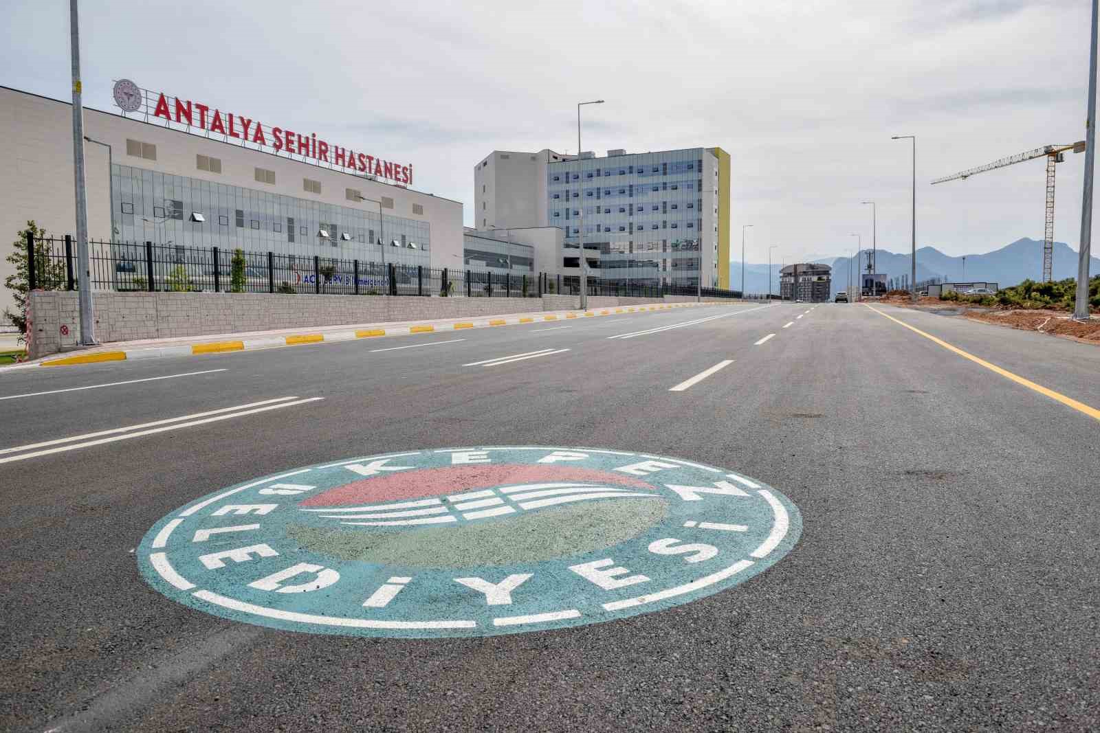 ANTALYA ŞEHİR HASTANESİ’NE ULAŞIMI SAĞLAYAN VE GENİŞLİĞİ 8 METREDEN 20