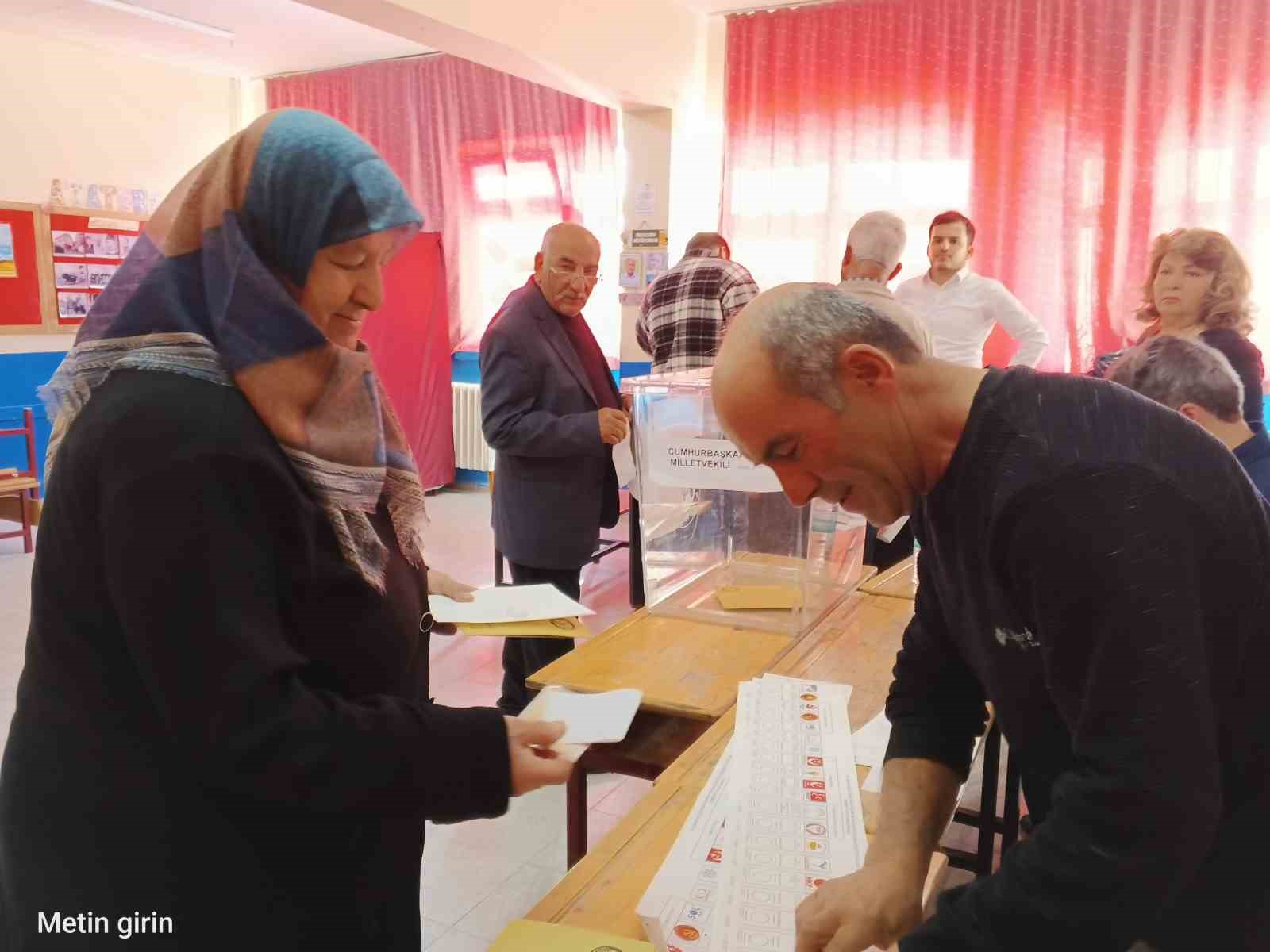 KIRŞEHİR'DE RESMİ OLMAYAN SEÇİM SONUÇLARI YAYINLANDI