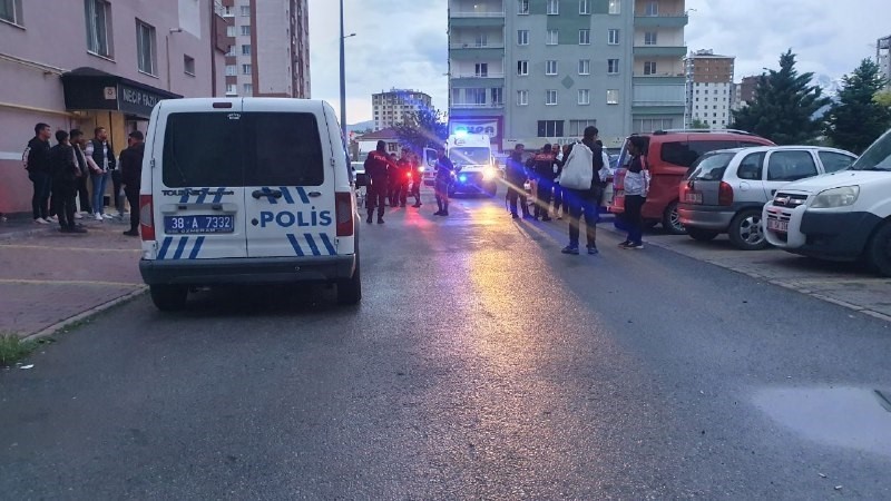 KAYSERİ’NİN MELİKGAZİ İLÇESİNDE İDDİAYA GÖRE KOMŞU OLAN 2 KİŞİ ARASINDA