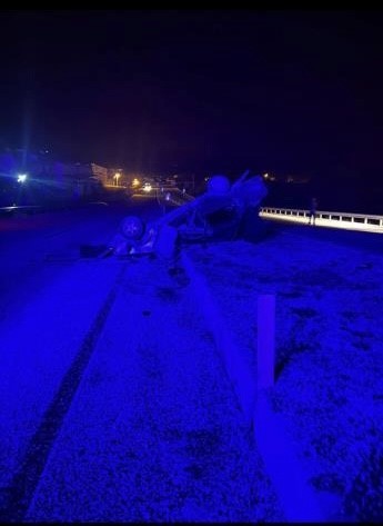 ISPARTA'NIN YALVAÇ İLÇESİNDE KONTROLDEN ÇIKAN OTOMOBİLİN TAKLA ATMASI SONUCU MEYDANA