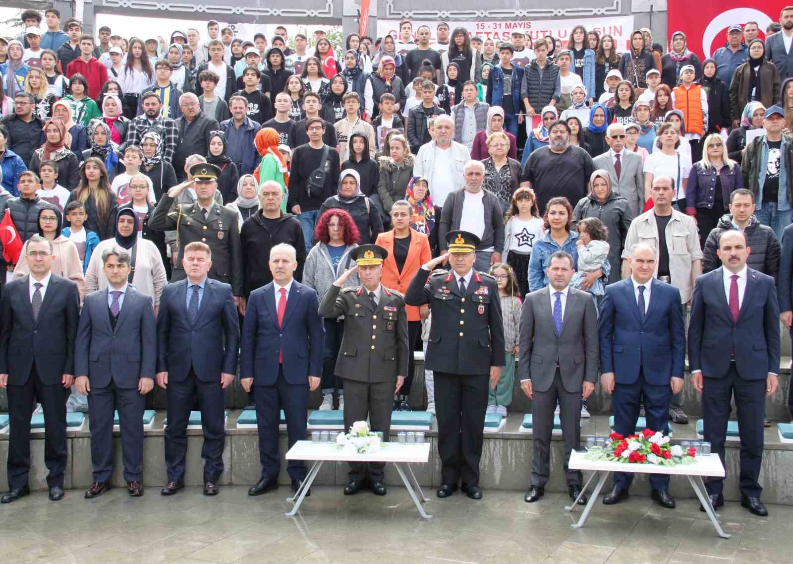 KONYA’DA 19 MAYIS ATATÜRK’Ü ANMA GENÇLİK VE SPOR BAYRAMI DÜZENLENEN