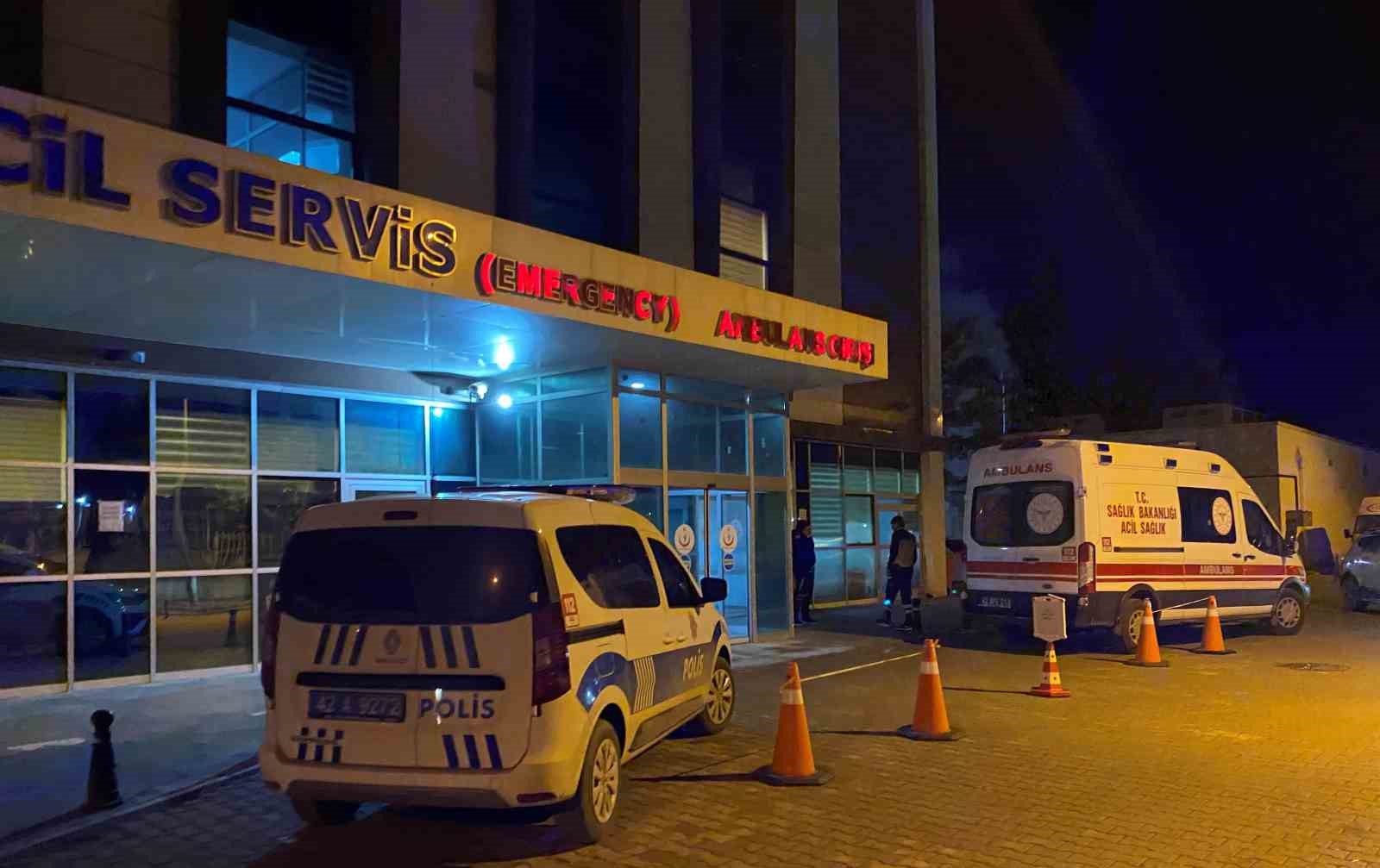 KONYA’NIN KULU İLÇESİNDE MİNİBÜS İLE OTOMOBİLİN ÇARPIŞMASI SONUCU 9 KİŞİ