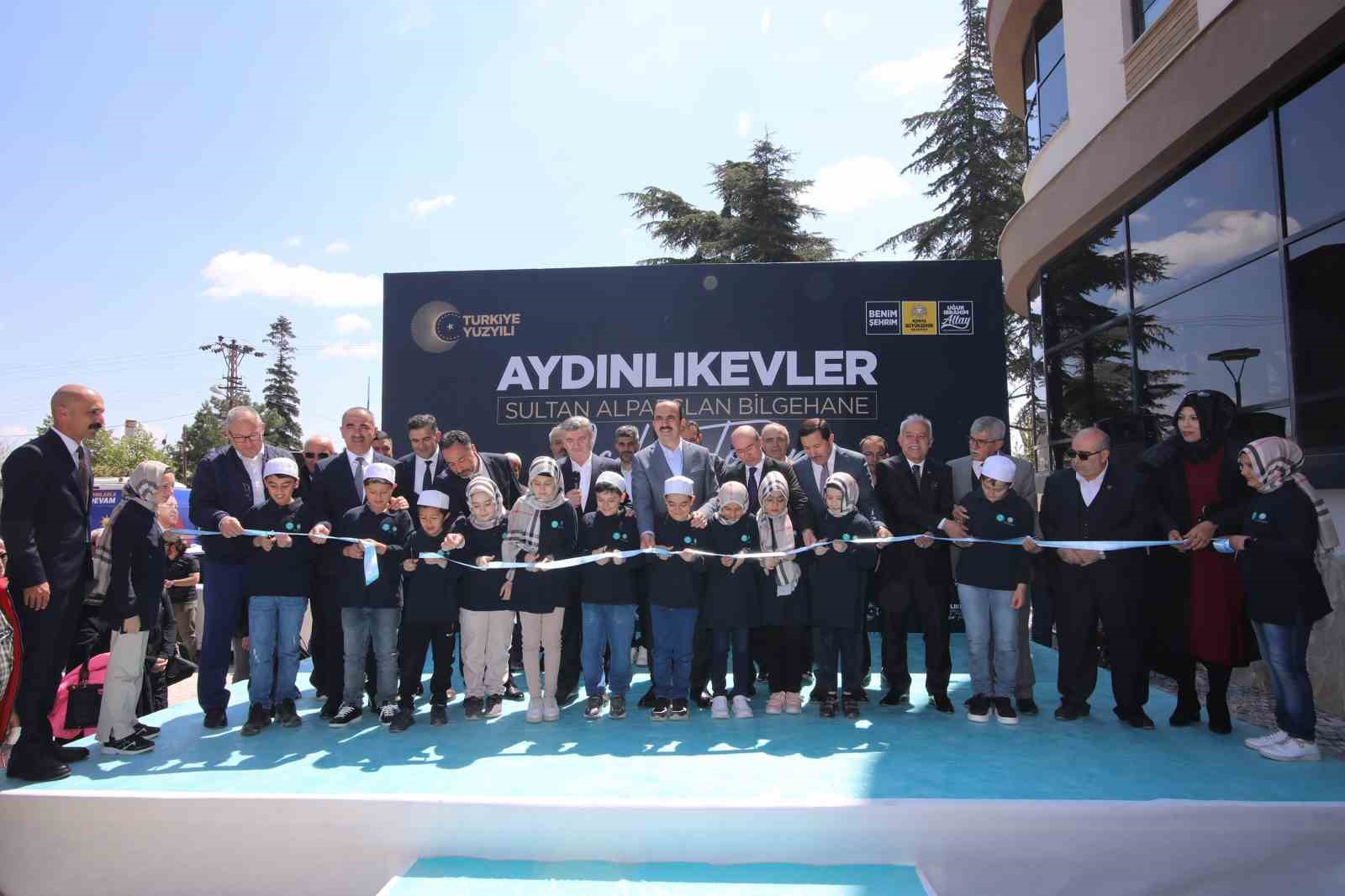 KONYA BÜYÜKŞEHİR BELEDİYESİ TARAFINDAN ŞEHRE KAZANDIRILAN AYDINLIKEVLER SULTAN ALPARSLAN BİLGEHANESİ’NİN