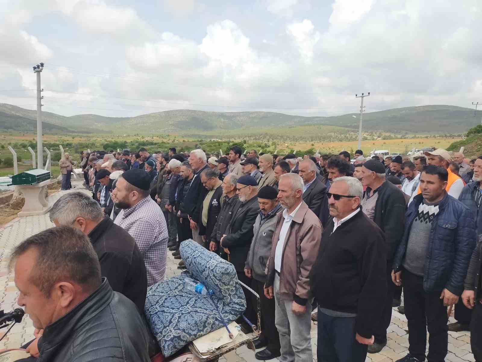 KONYA’NIN BEYŞEHİR İLÇESİNDE DÜN MEYDANA GELEN TRAFİK KAZASINDA HAYATINI KAYBEDEN