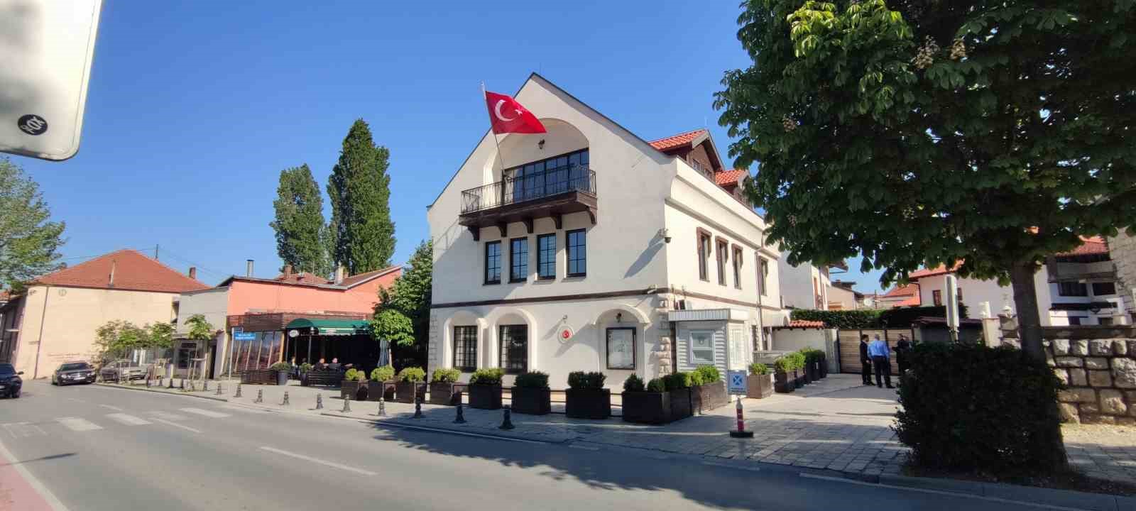 KOSOVA'NIN PRİZREN VE PRİŞTİNE BÖLGELERİNDE TÜRKİYE'DE 14 MAYIS'TA YAPILACAK CUMHURBAŞKANLIĞI