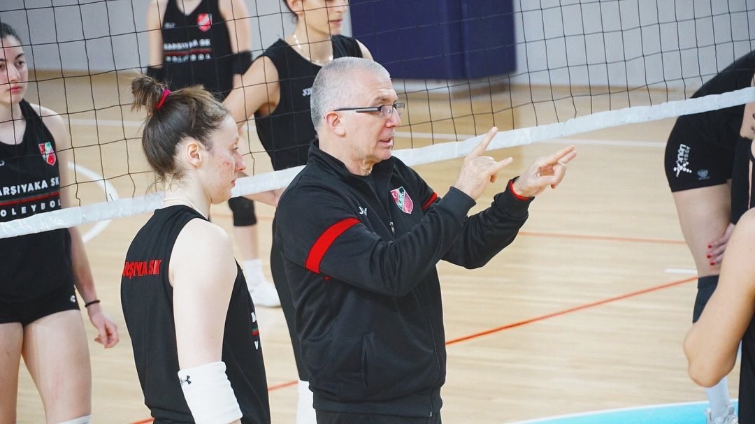 TVF KADINLAR 1. LİGİ’NDE YER ALAN KARŞIYAKA VOLEYBOL, GEÇTİĞİMİZ SEZON