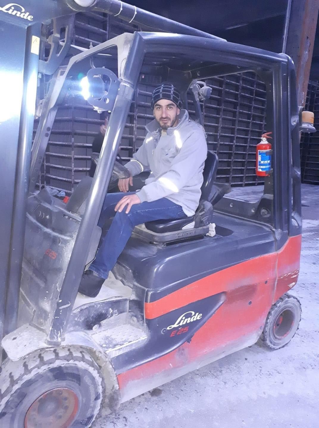 AKSARAY’DA BİR BİMS FABRİKASINDA KUM KARMA MAKİNESİNİN İÇİNE DÜŞEN İŞÇİ