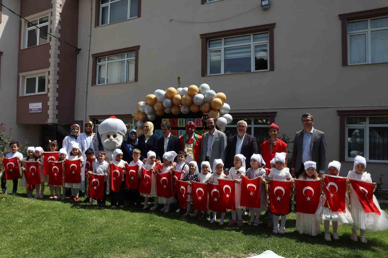 DÜZCE MÜFTÜLÜĞÜNE BAĞLI KONURALP KIZ KUR'AN KURSUNA GİDEN 4-6 YAŞ