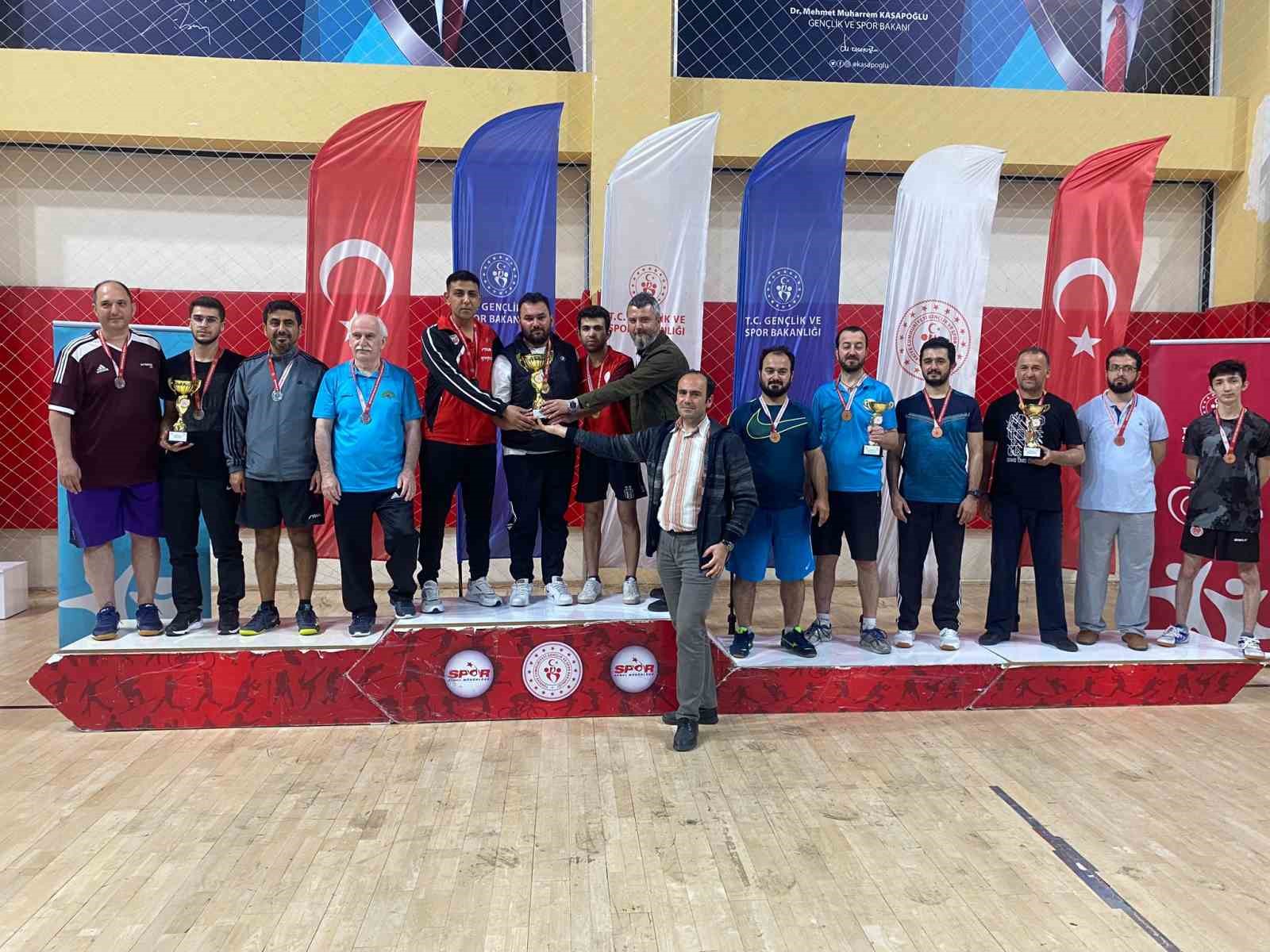 DÜZCE GENÇLİK VE SPOR MÜDÜRLÜĞÜNÜN ORGANİZE ETTİĞİ KURUMLAR ARASI MASA