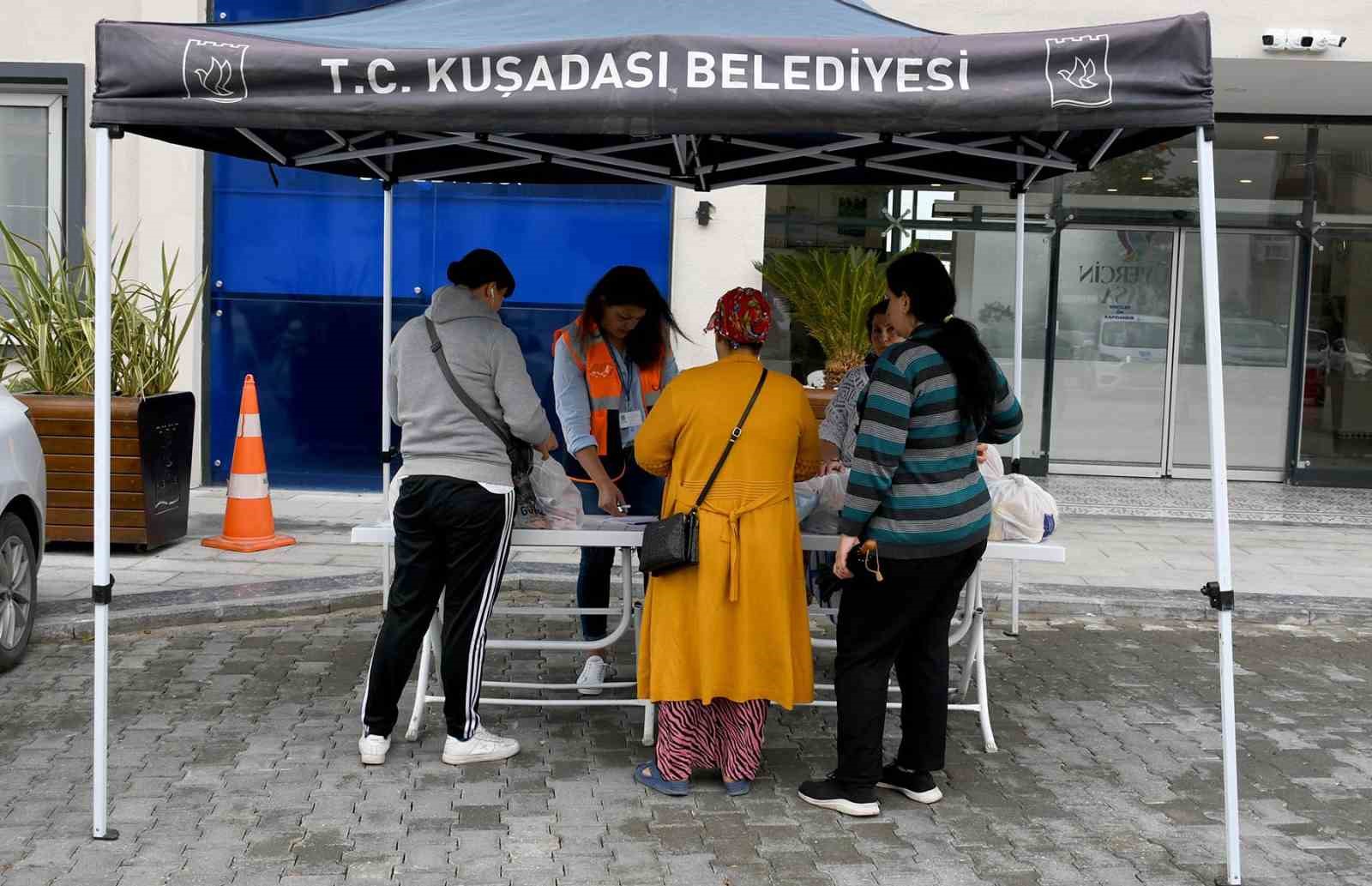 KUŞADASI BELEDİYESİ’NDEN ÇOCUKLARA 16 BİN 500 LİTRE SÜT DESTEĞİ
