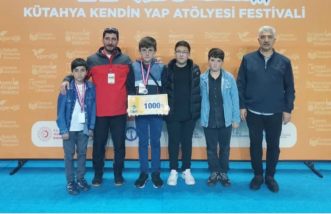 KÜTAHYA KÖPRÜÖREN TEK TERMİK ORTAOKULUNDAN BİR BAŞARI DAHA ''ÇİZGİ İZLEYEN