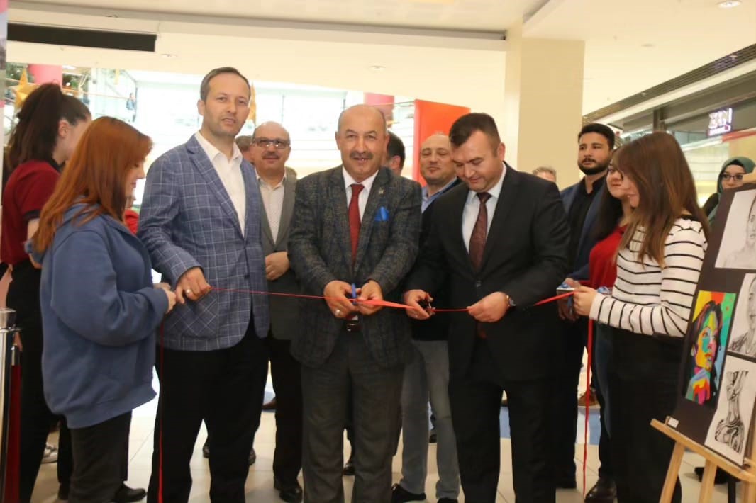 KÜTAHYA’DA "ÇANAKKALE RUHUMUZDA VAR" KONULU SERGİ