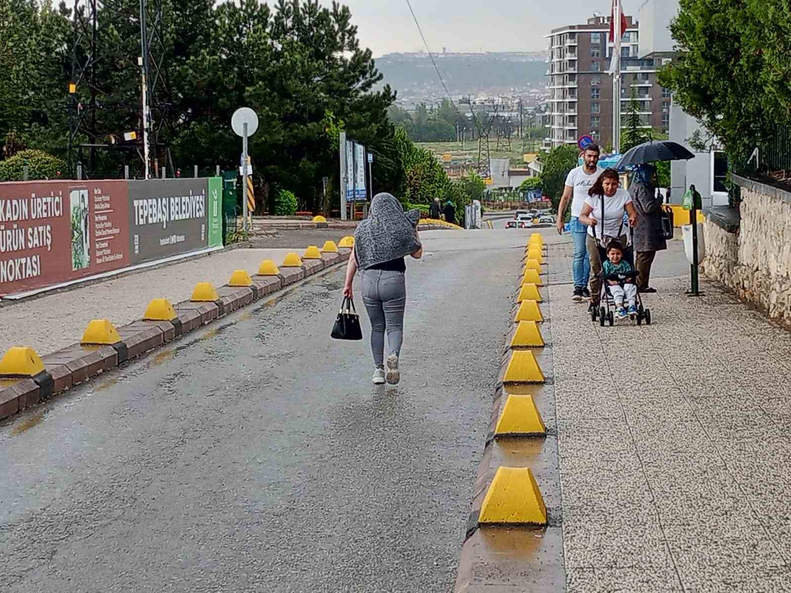 METEOROLOJİ 3. BÖLGE MÜDÜRLÜĞÜ ESKİŞEHİR İÇİN KUVVETLİ YAĞIŞ UYARISI SONRASI