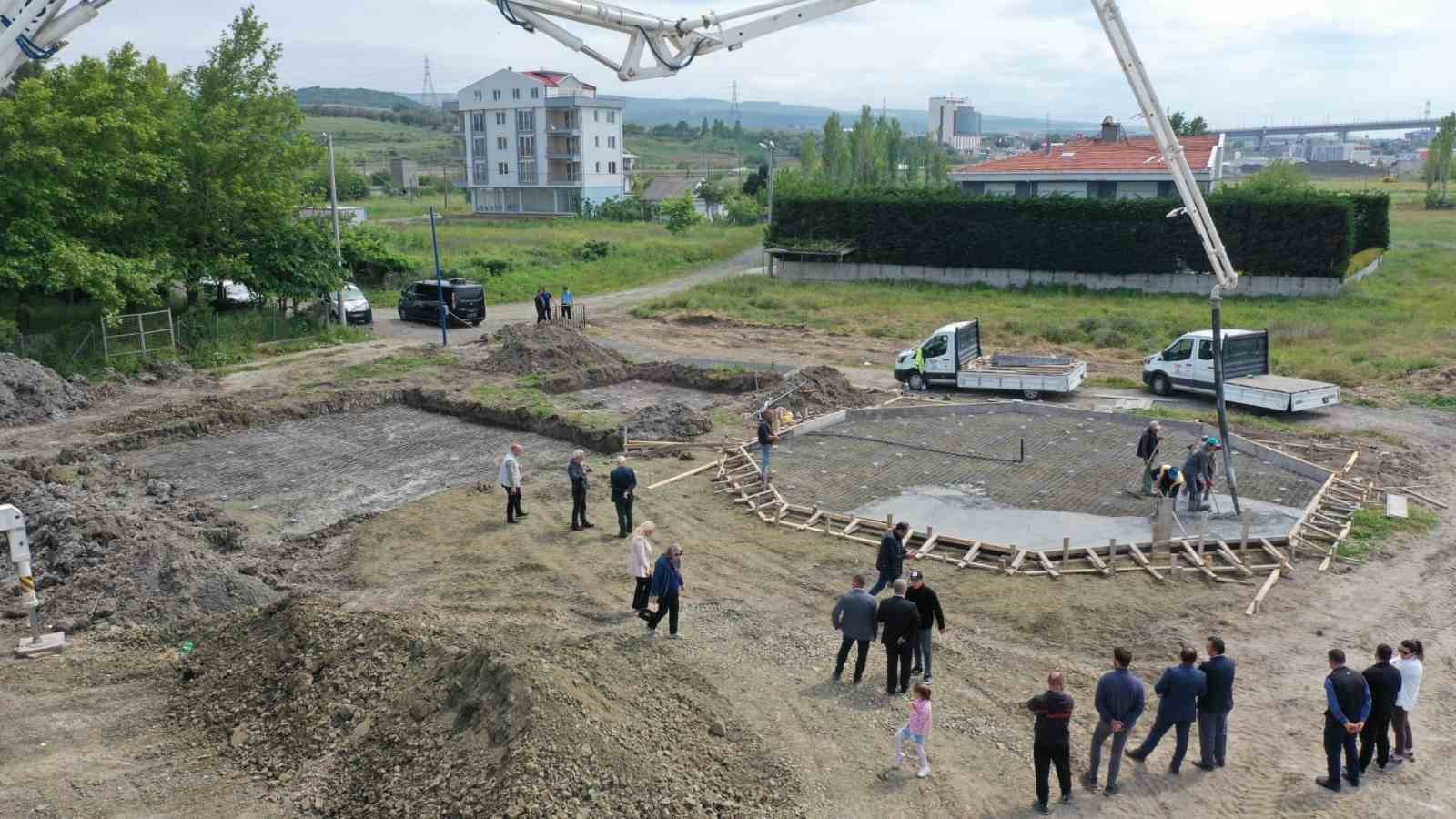 ÇANAKKALE’NİN LAPSEKİ BELEDİYESİ TARAFINDAN BİN 542 M2 ALANDA YAPIMINA BAŞLANILAN