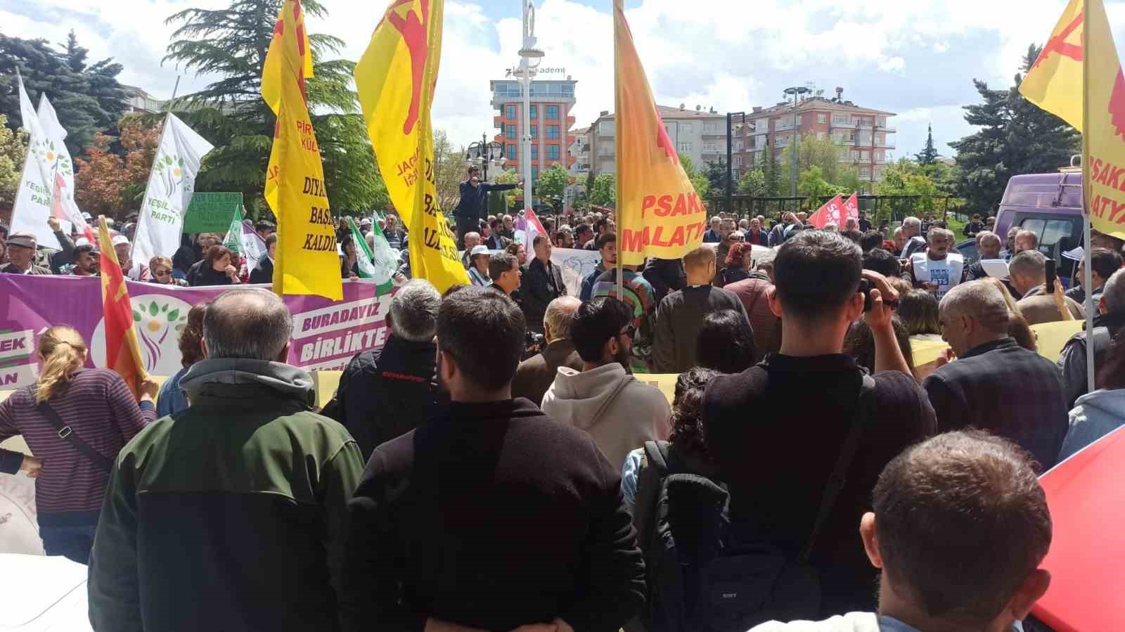 DEPREM BÖLGESİ MALATYA’DA 1 MAYIS EMEK VE DAYANIŞMA GÜNÜ BAZI