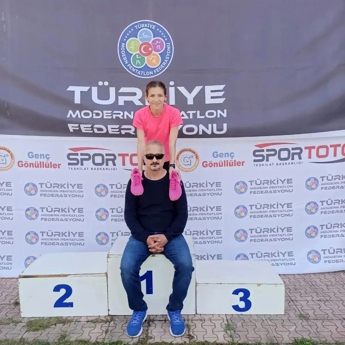 MODERN PENTATLON FEDERASYONU 2. AYAK SEÇMELERİNE U17 KATEGORİSİNDE KATILAN İREM