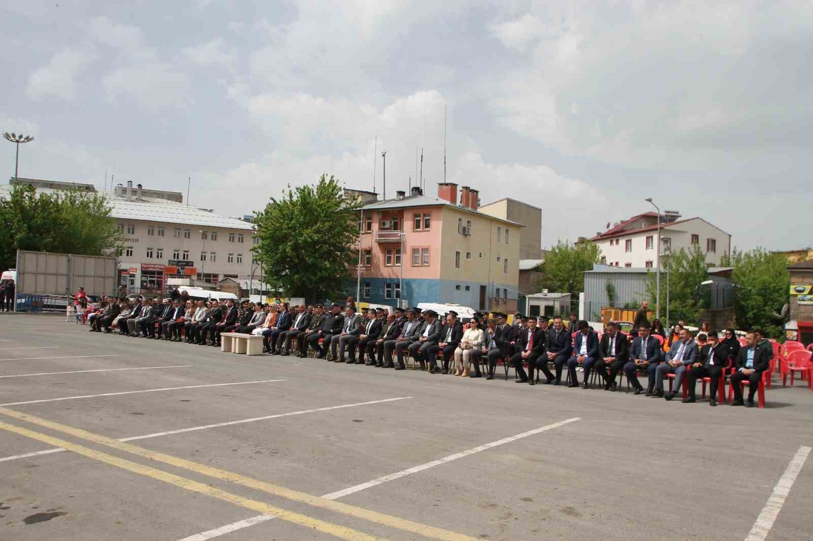 MUŞ’UN MALAZGİRT İLÇESİNDE 19 MAYIS ATATÜRK'Ü ANMA, GENÇLİK VE SPOR