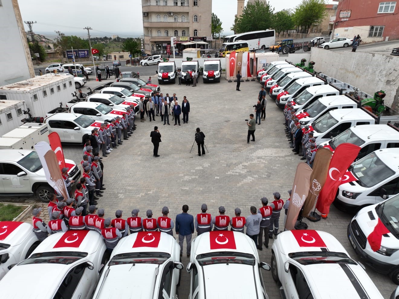 MARDİN BÜYÜKŞEHİR BELEDİYESİ SAĞLIK İŞLERİ DAİRE BAŞKANLIĞINDA İLAÇLAMA ARAÇLARI HİZMETE
