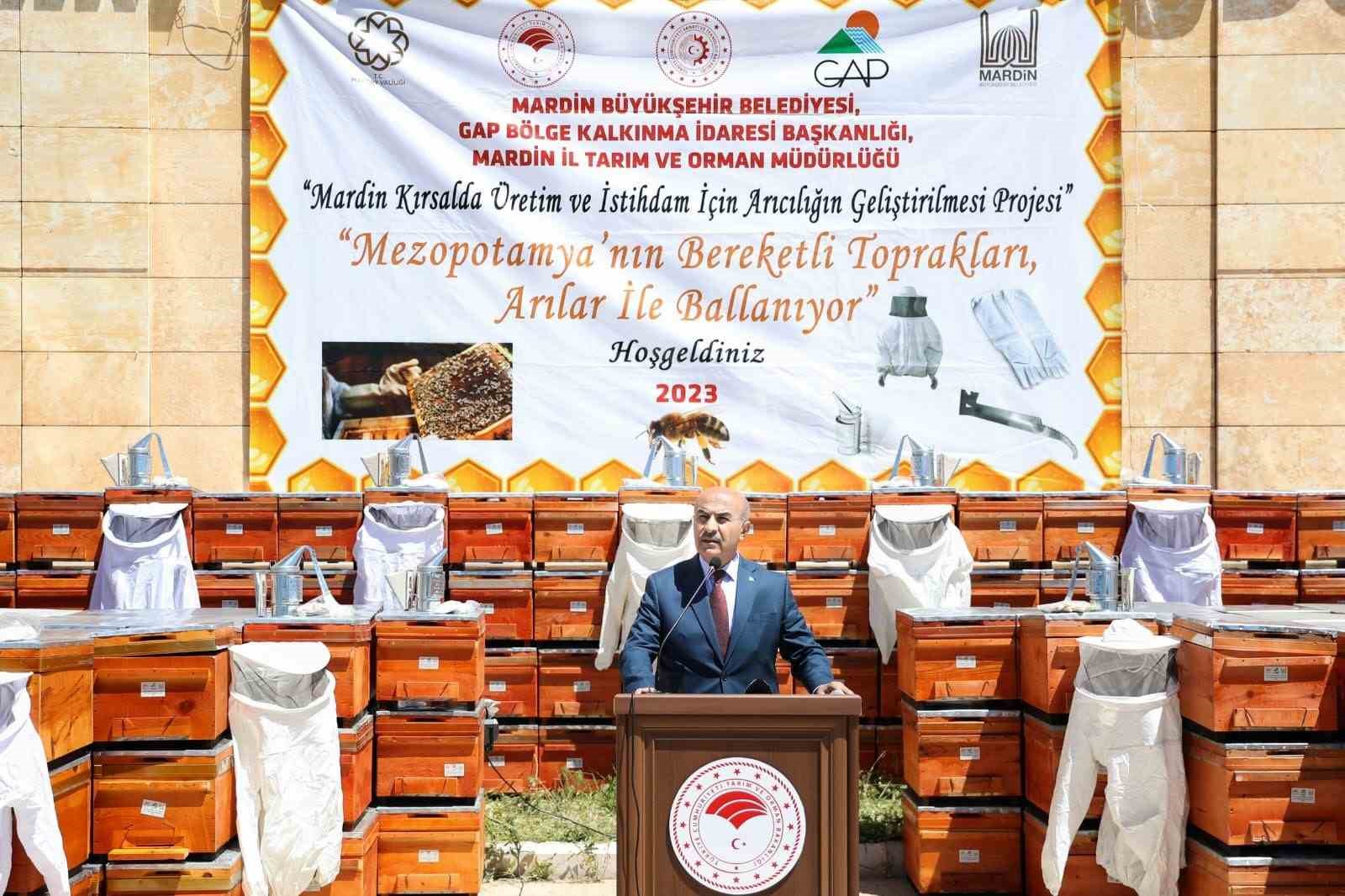 MARDİN VALİSİ VE BÜYÜKŞEHİR BELEDİYE BAŞKAN VEKİLİ MAHMUT DEMİRTAŞ, ARTUKLU