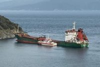 BALIKESİR'İN MARMARA ADASI’NDA KARAYA OTURAN GEMİ, KIYI EMNİYETİ GENEL MÜDÜRLÜĞÜ