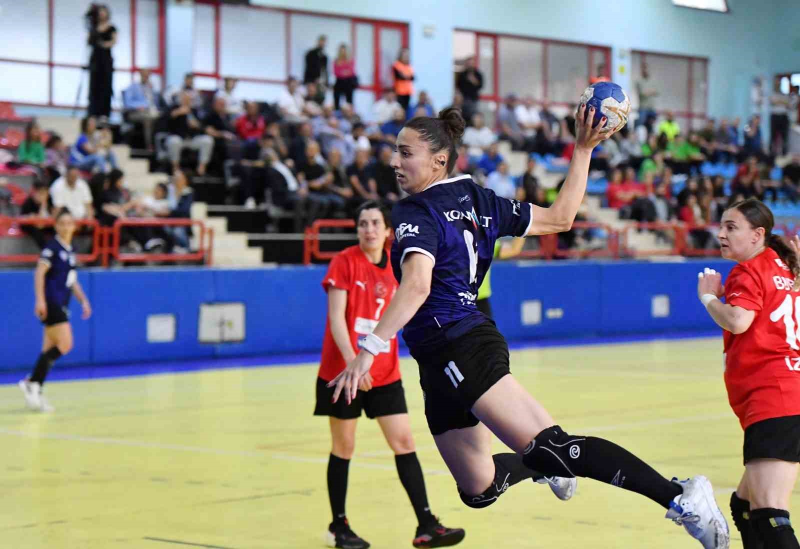 KONYAALTI BELEDİYE SK KADIN HENTBOL TAKIMI, 2022-2023 HENTBOL SEZONU KADINLAR