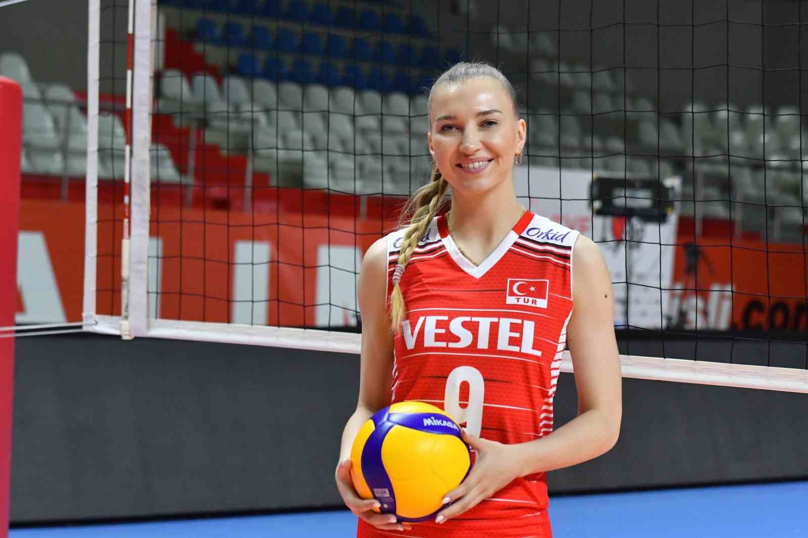 FIVB VOLEYBOL MİLLETLER LİGİ’NİN HAZIRLIKLARINI SÜRDÜREN A MİLLİ KADIN VOLEYBOL