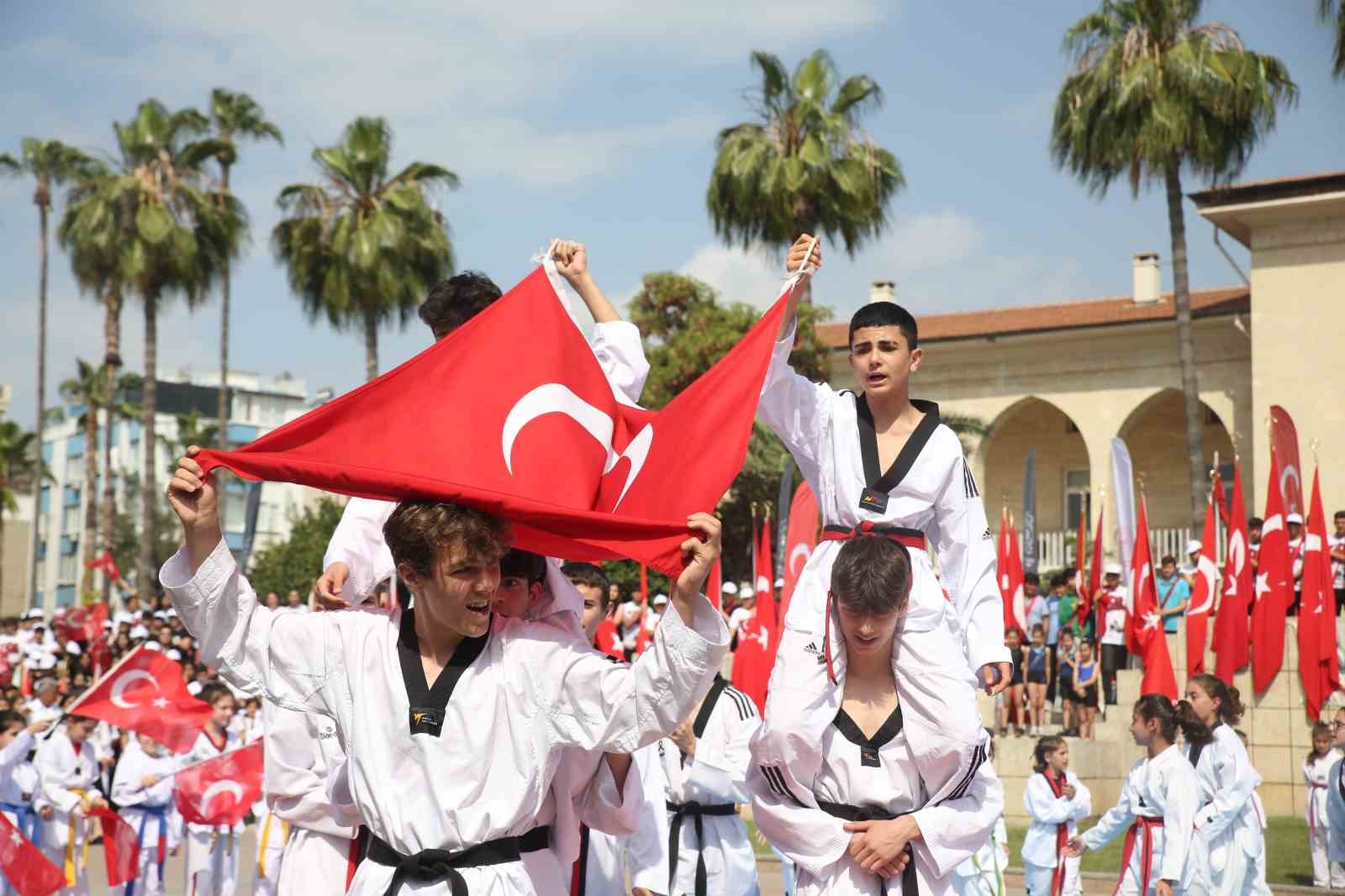 MERSİN’DE, 19 MAYIS ATATÜRK’Ü ANMA, GENÇLİK VE SPOR BAYRAMI, DÜZENLENEN