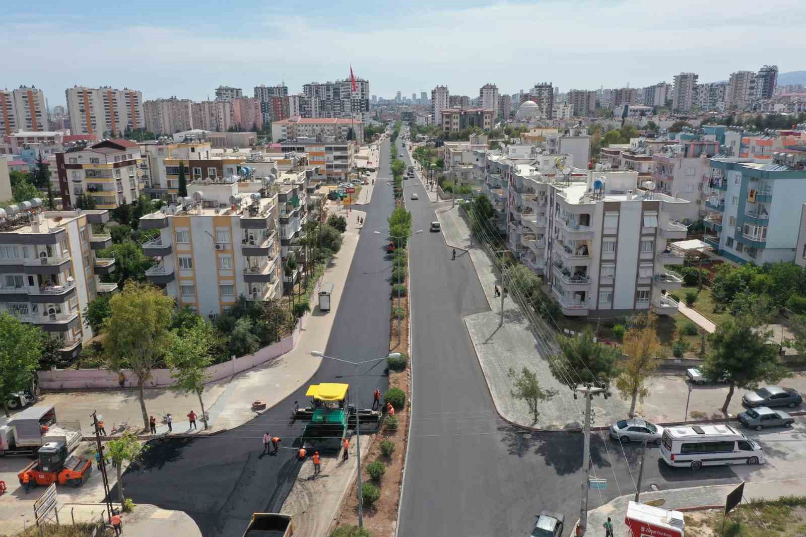 MERSİN BÜYÜKŞEHİR BELEDİYESİNCE, DAHA GÜVENLİ VE KONFORLU YOLLAR OLUŞTURULMASI İÇİN
